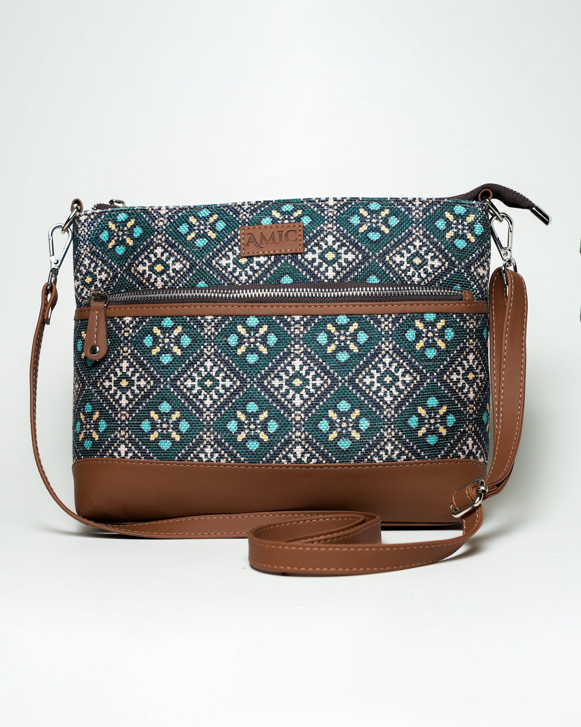 Amic Heritage Charm Side Shoulder Bag – Effortless Grace - Amic