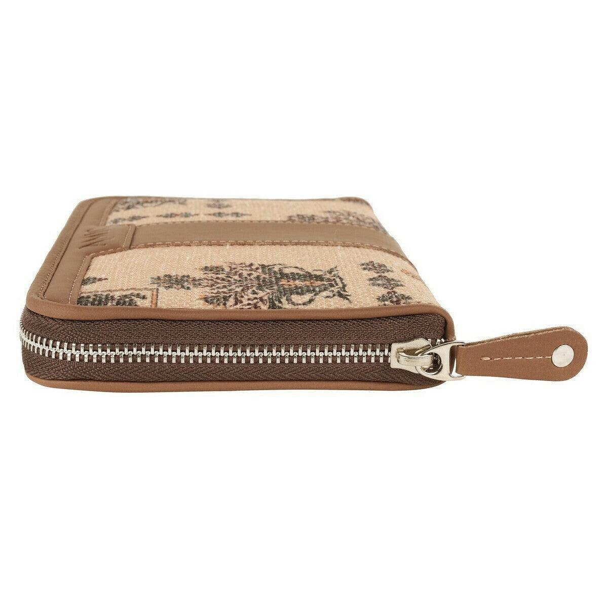 Amic Vegan Leather Chain Wallet with Elegant Beige Floral Print – Compact and Stylish Organizer - Amic