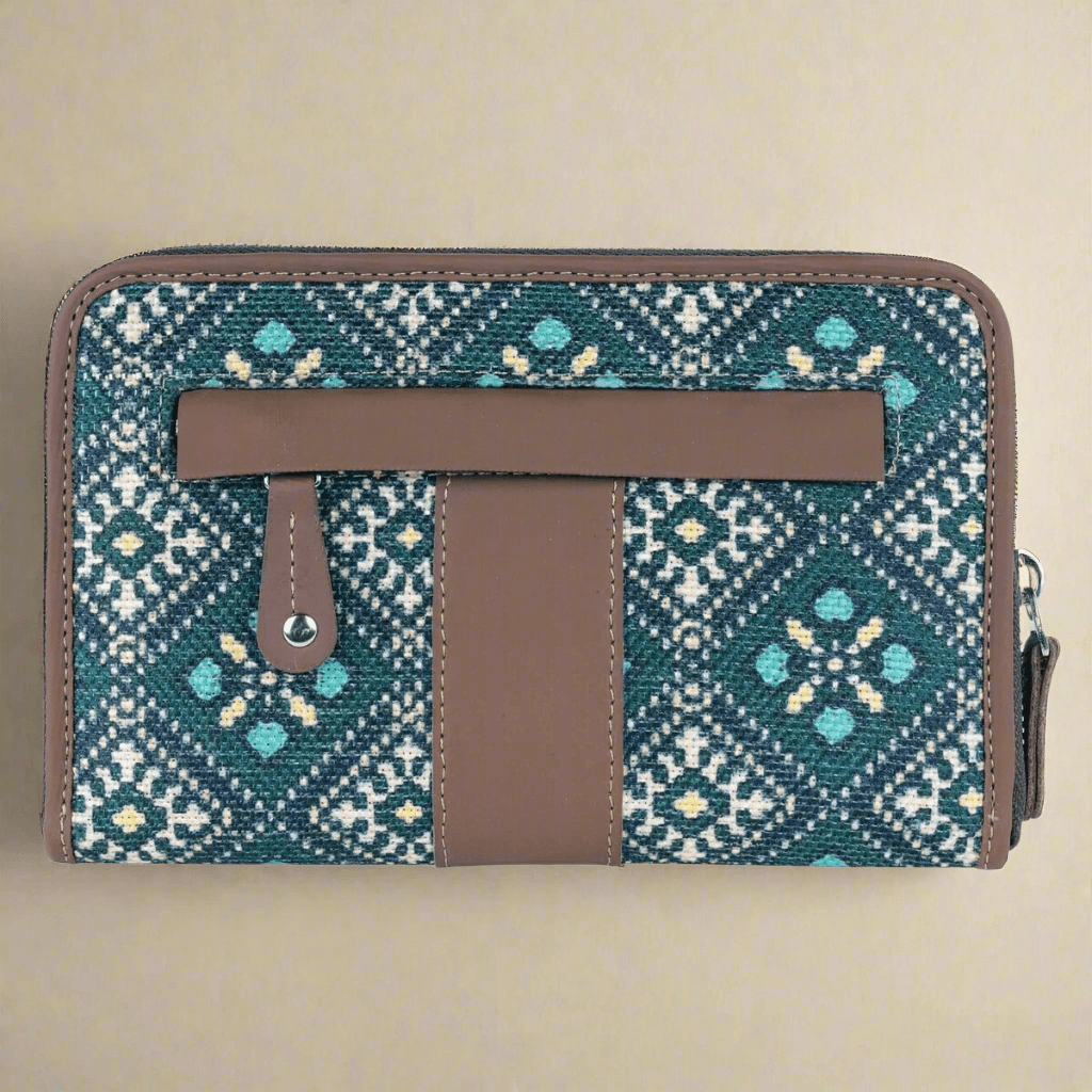 Stylish Blue Pattern Chain Wallet | AMIC - Amic