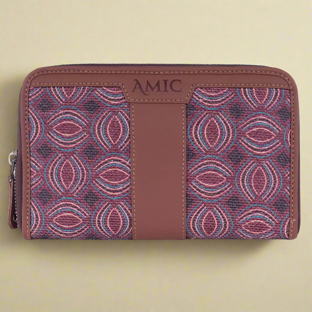 Elegant Patterned Chain Wallet | AMIC